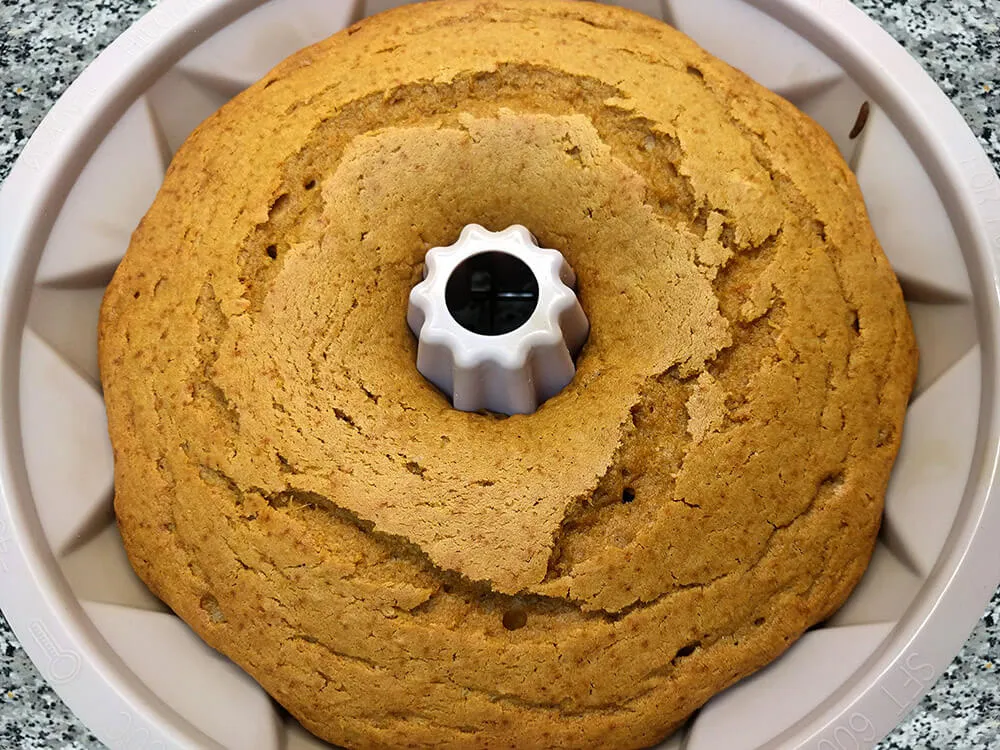 Bizcocho de boniatos horneado.