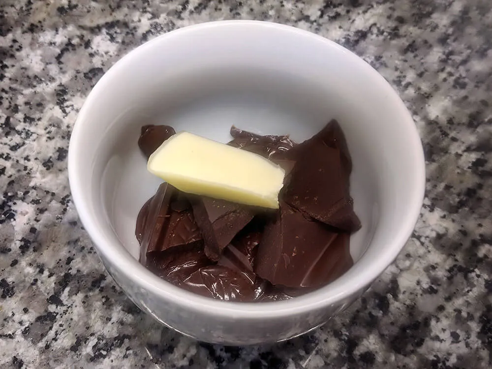 Chocolate fondant y mantequilla.