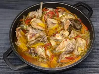 Segunda presentación del conejo en escabeche.