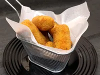 Ración de croquetas de caldo