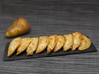 Tercera presentación de las empanadillas de pera, cebolla y gorgonzola