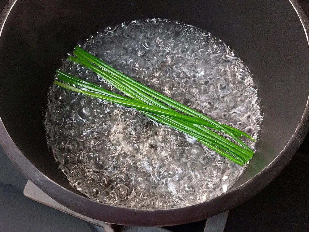 Cebollino escaldándose.