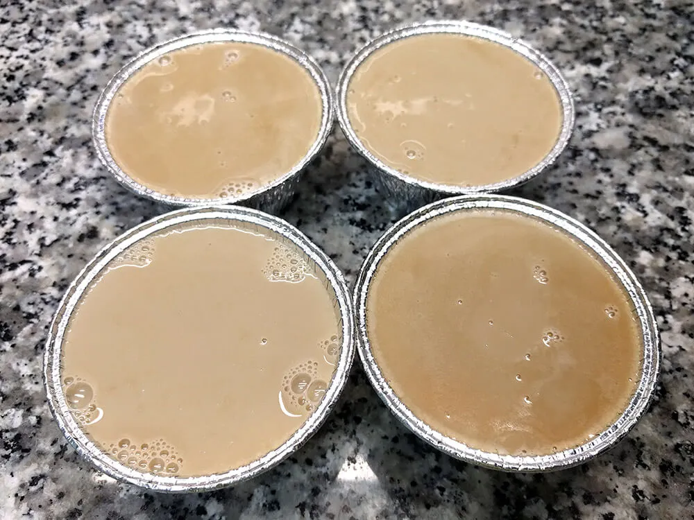 Moldes rellenos con flan de horchata