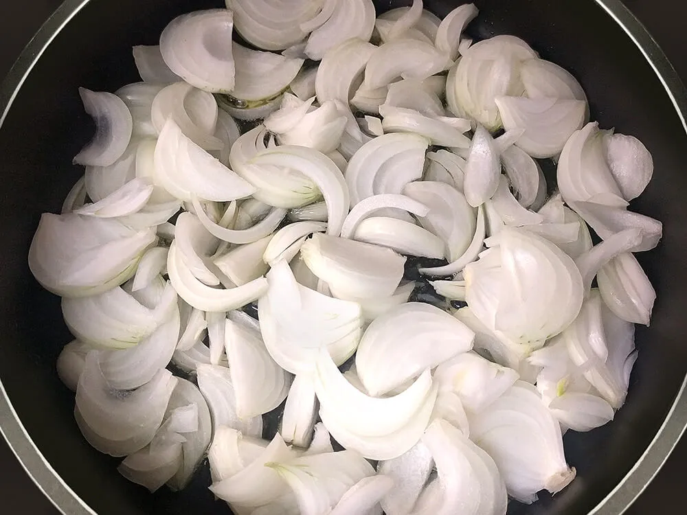 Cebolla pochándose.