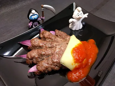 Manos de bruja para Halloween