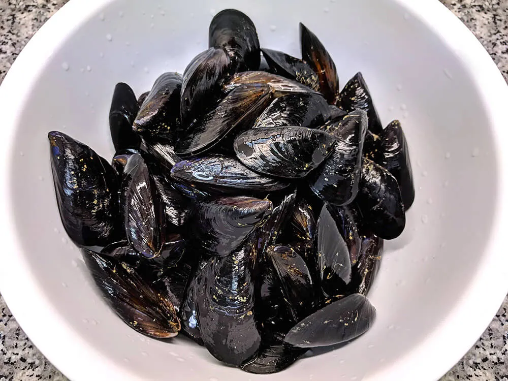 Mejillones limpios.
