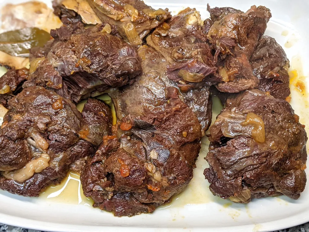 Galtas y carrilleras cocinadas.