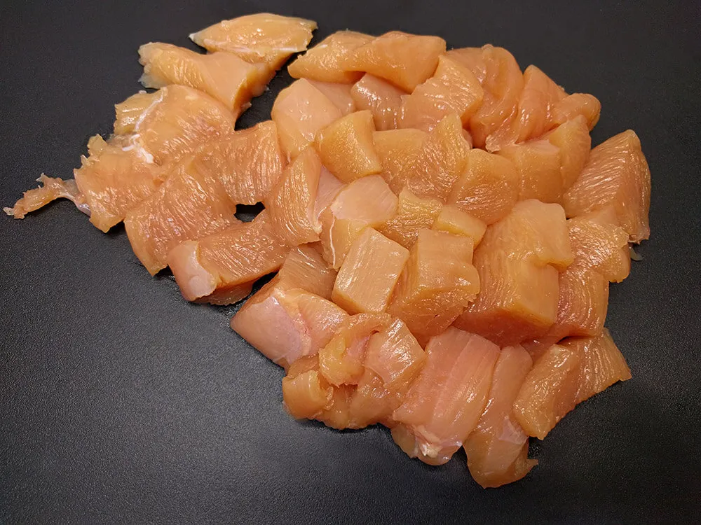 Pechuga de pollo cortada a trozos