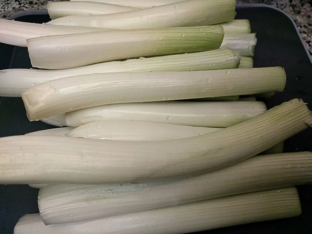 Calçots pelados y lavados