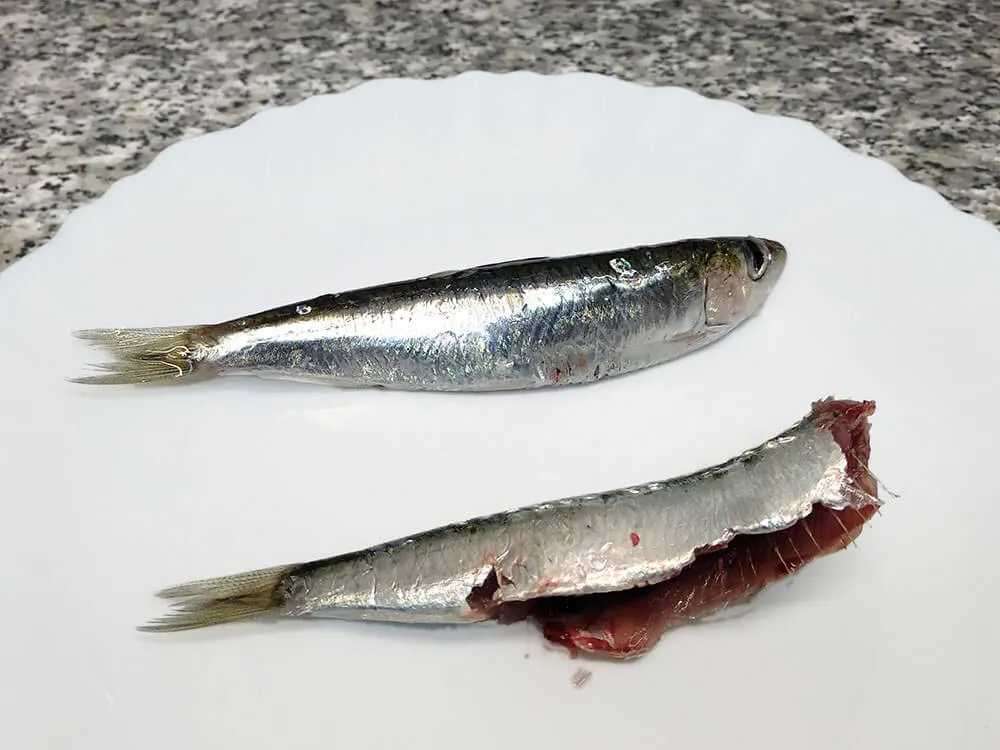 Sardinas sin cabeza ni tripa.