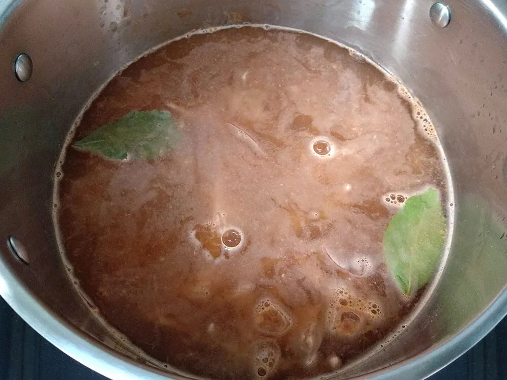 Caldo de langostinos.